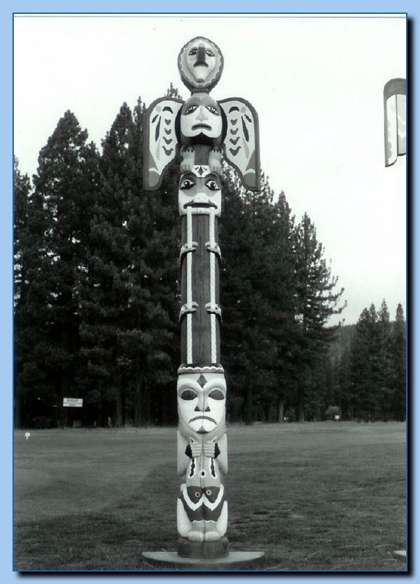2 094 Totem Traditional Archive 006